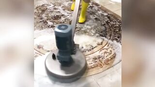 Чистка ковра в домашних условиях от грязи и пятен