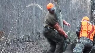 Hanging a BIG WOODS Buck Overnight! ????