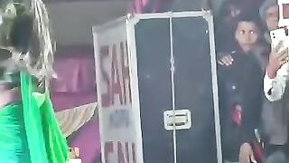 Deshi dance