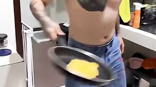 CHEF ALOY BERAKSI, VCONK BANYAK MINTA