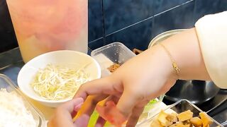 Kuah Segar Menggoda! Cara Racik Soto Ayam Rumahan yang Super Komplit 🍜✨