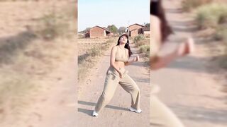Indian Girl Enaya Kapoor Dance 2