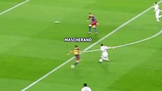 Di Maria nggak lewatin Mascherano... dia lewatin harga dirinya. 🥶💀 2