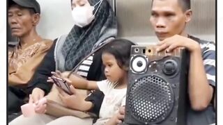 Kadang kebaikan kecil bagi kita