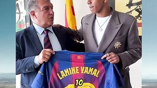 Baru pakai nomor 10 langsung pecah rekor penjualan jersey! 😱