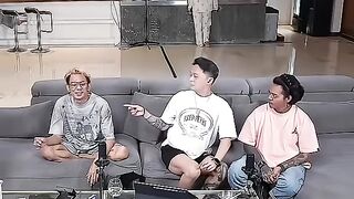 MOMENT KOCAK TRISULA
