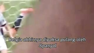 Spanyol melaju ke semifinal!