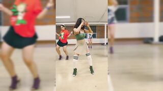 Indian Girl Kaira Soni Dance 3