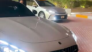 khamzat_chimaev_🐺_with_friends_✨🎭(720p).mp4