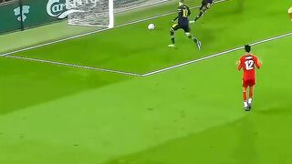 Backheel_Pass_🤯(720p).mp4