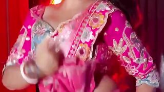 Palke Jhapkte Hai Aasman
