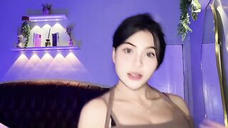 kostum baru