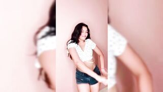 Indian Girl Kajal Tiwari Dance 4
