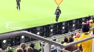 Bocah Ini Di Banned Permanen Dari Stadion Karena Ini!🙂 2
