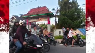 Parah abangnya masa main tangan