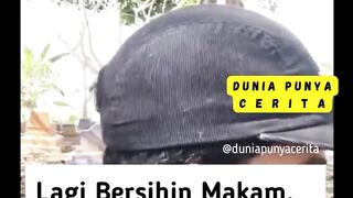 PERASAAN CAMPUR ADUK : SEDIH & NGAKAK