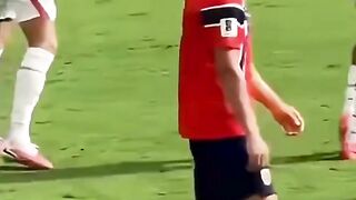 Jawaban mengejutkan Sorloth kenapa tak oper bola ke Haaland