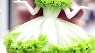 Doll dancing