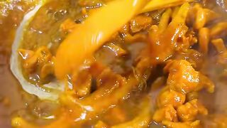 Resep Mie Ayam Ceker Homemade, Kuah Kaldunya Mantap Banget!