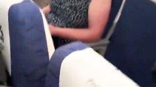 😴 Everyone Ignored Her… Until They Found Out Who She Really Was! 😱✈️