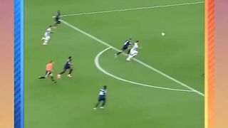 Saksikan bagaimana ketenangan dan kecerdasan taktik Lionel Messi