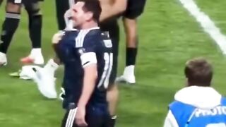 Bukan Tangan Tuhan, Messi singkirkan Inggris dari Piala Dunia secara brutal! 😳☠️