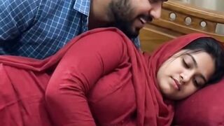 সকালে উঠিয়া আমি বাথরুমের চিন্তা করি