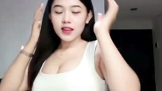 Hiburan siang ini