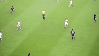gol pertama messi di piala dunia