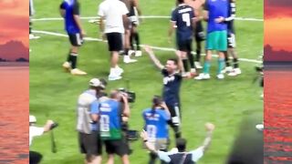 selebrasi messi after won