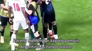 Alasan Sebenarnya Bellingham "Ngeplak" Kepala Pemain Argentina!