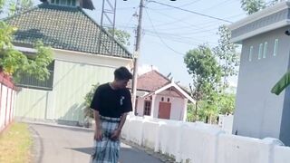 Emang jarang sih sekarang
