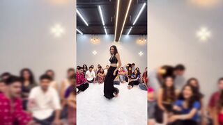 Indian Girl Samrudhi Sancheti Dance 2