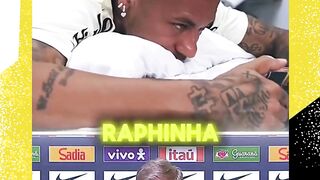 Di balik tawa Neymar