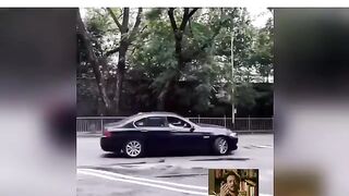 Sorry sorry. Police bhai muja maaf kardo.