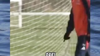 Lawak banget maennya