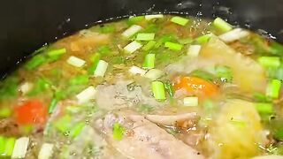 Resep Sup Ayam Rice Cooker: Daging Empuk, Kuah Kaldu Meresap Sempurna!