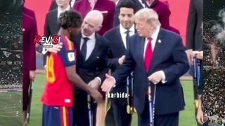 Lamine Yamal: "Salaman ga ya… Salaman ga ya…" 🤔🤣