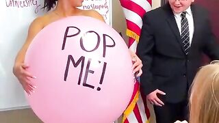🎓 A Little Student Had the Sweetest Surprise for Their Professor! 🥹❤️