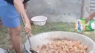 Emak emak ga pernah salah