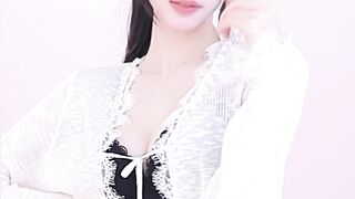 Cute Korean Dance Compilation part 1000603491