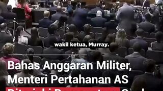 MENTERI PERTAHANAN AS DITERIAKI DEMONSTRAN SAAT BAHAS ANGGARAN MILITER