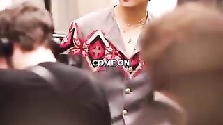 V ( Kim taehyung)