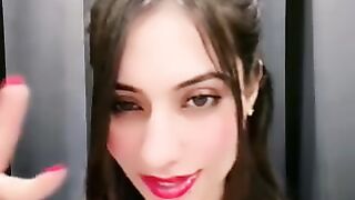 Bangladeshi beautiful Girl laila Can't look away