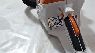 Stihl MSA 220.0C Rechargeable 36 V AP 300 S Battery Chain Saw 1
