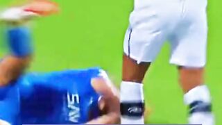 Kipper ini berhasil membaca trik penalti Neymar jr 😱