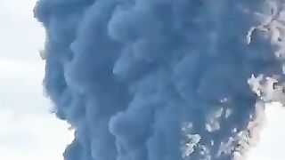 l'Ukraine frappe la Russie : l'Ukraine a frappé la Russie