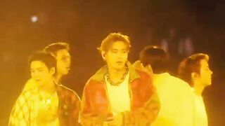 Taehyung normal focus