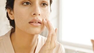 DR.RASHEL Hyaluronic Acid Face Wash