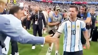 Paredes Ungkap Keputusan Mengejutkan Messi Soal Pensiun 💔😥 Beneran Berakhir?